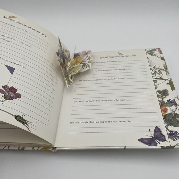 Grandmother’s Album Pop-Up Book 3D Keepsake Album for Family Sharing History - Picture 14 of 16